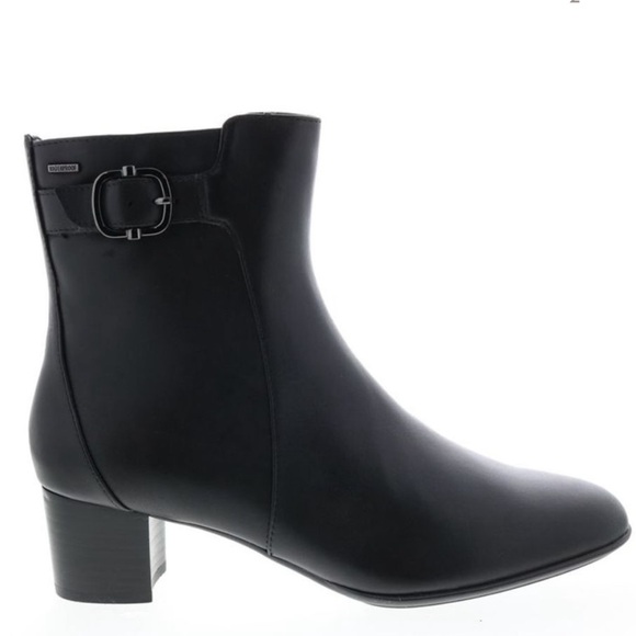 Clarks Linnae Buckle Leather Calf Height Boots - Picture 1 of 14